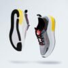 Descripción de Zapatillas de Colores Blancas y Negras